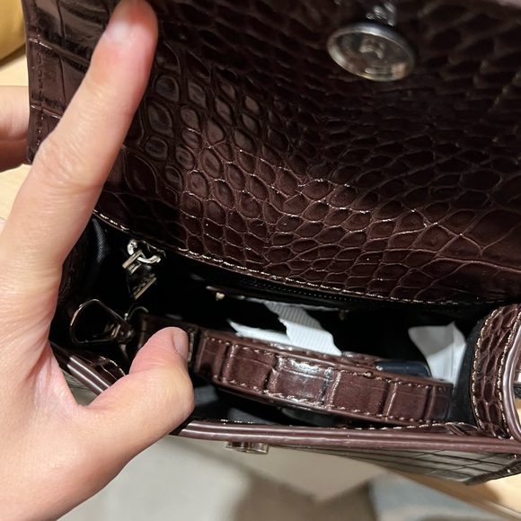 Mini top handle crossbody bag - Picture 3 of 3